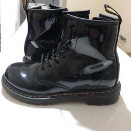 Child’s dr martens good condition hardly worn size 1