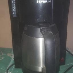 Verkaufe Kaffeemaschiene von Severin nur einmal benutzt, mit Thermoskanne Selbstabholer oder Zzgl. Porto und Versand. Privatverkauf keine Garantie und Gewährleistung. 