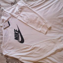 Brand new womens white Nike long sleeve t-shirt size 1XL £25  ono collection only smoke free home