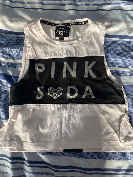 Buy & Sell Hampshire Rushmoor - Photos for Pink Soda Vest