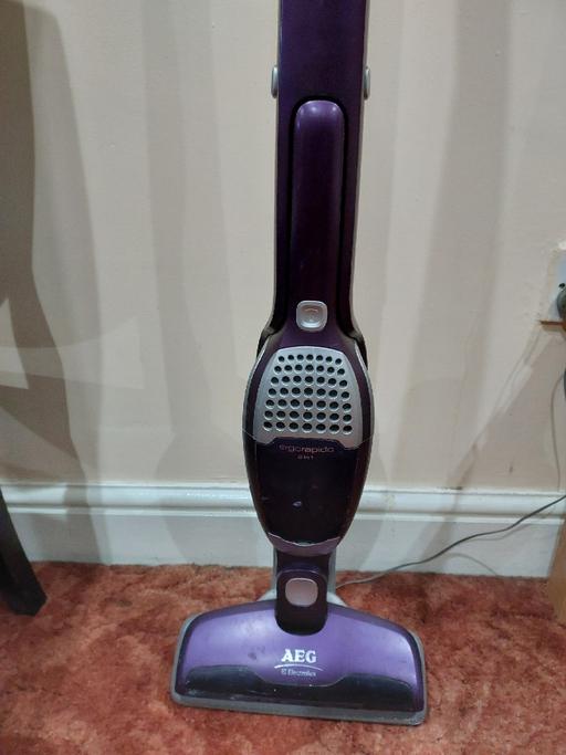 Buy & Sell East London Manor Park - East London - Photos for AEG Ergorapido 2in1 vacuum cleaner