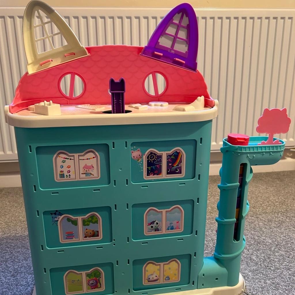 gabbys dollhouse in S2 Sheffield for £90.00 for sale | Shpock