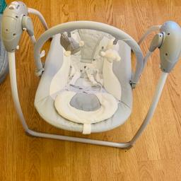 Cuggl little 2024 sheep deluxe highchair