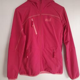 Jack Wolfskin Mädchenjacke, Outlook
pink, Gr. 152, getragen aber gut erhalten, keine Flecken, keine Löcher.
Tierfreier und Nichtraucherhaushalt

Versand gegen Aufpreis.
Privatverkauf, daher keine Garantie oder Gewährleistung.
