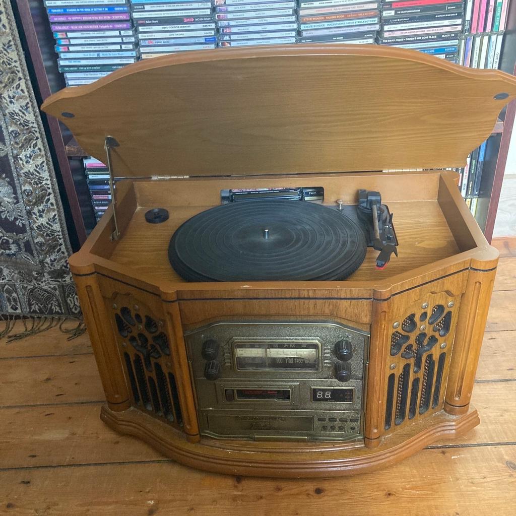 Retro Record player and CD working, will need a new needle (cheap on eBay or Amazon)
Cassette player not tried.
PAT tested
Collection from N17