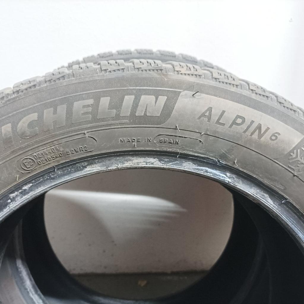 2 Stück Winterreifen Michelin Alpin 6
205 55 16 91H
DOT 2518
Profil 5 mm