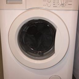 Wir verkaufen unsere Waschmaschine, dar wir zwei Haushalten zusammenlegen. Diese Waschmaschine ist voll funktionsfähig und wurde gut gepflegt. Gerne kann die Waschmaschine besichtigt werden.