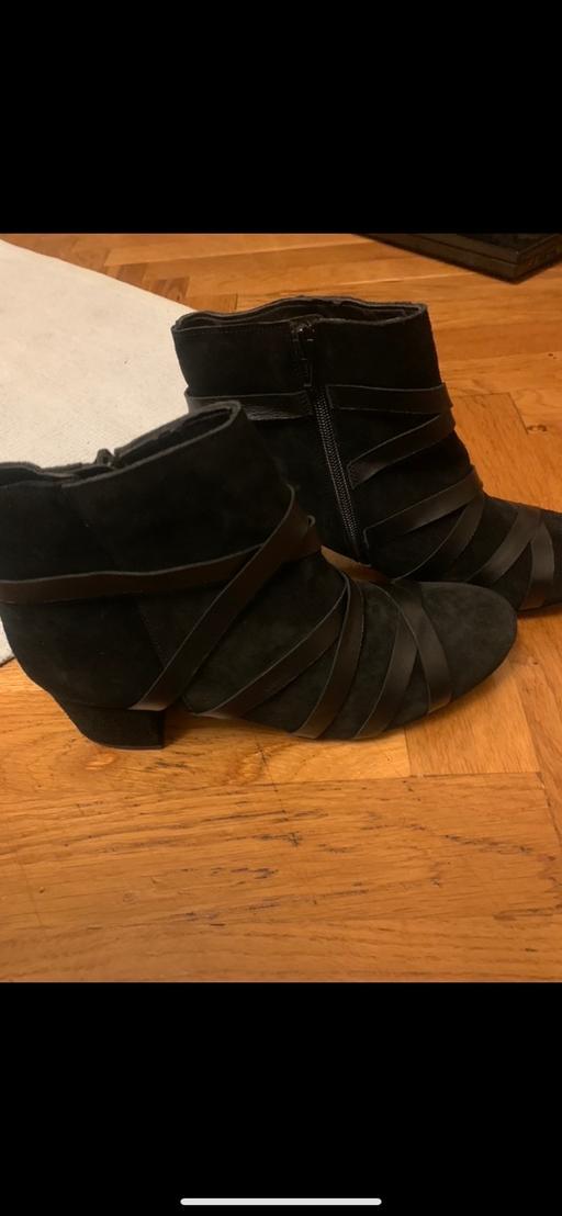 Buy & Sell East London Redbridge - Photos for New boots for women