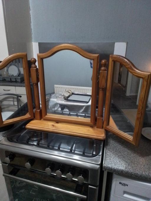 Buy & Sell West Midlands Dudley - Photos for solid antique pine dressing table mirror