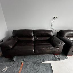 Originally from Sofology.
Chocolate brown leather
220cm x 100cm
No pets in household,
No smokers in household.

Price is for 2 sofas and footstool
Can be split if required