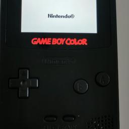 Gameboy Color mit LCD Display
Gehäuse und Knöpfe neu in schwarz
vorinstallierte Spiele auf der FlashDisk
Top Zustand. Sondermodell !!!