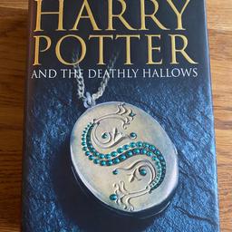 Harry potter and the deathly hallows hardback book
1st edition
Collection only from Upholland Wn80hz
Many other items for sale
Sensible offers will be accepted