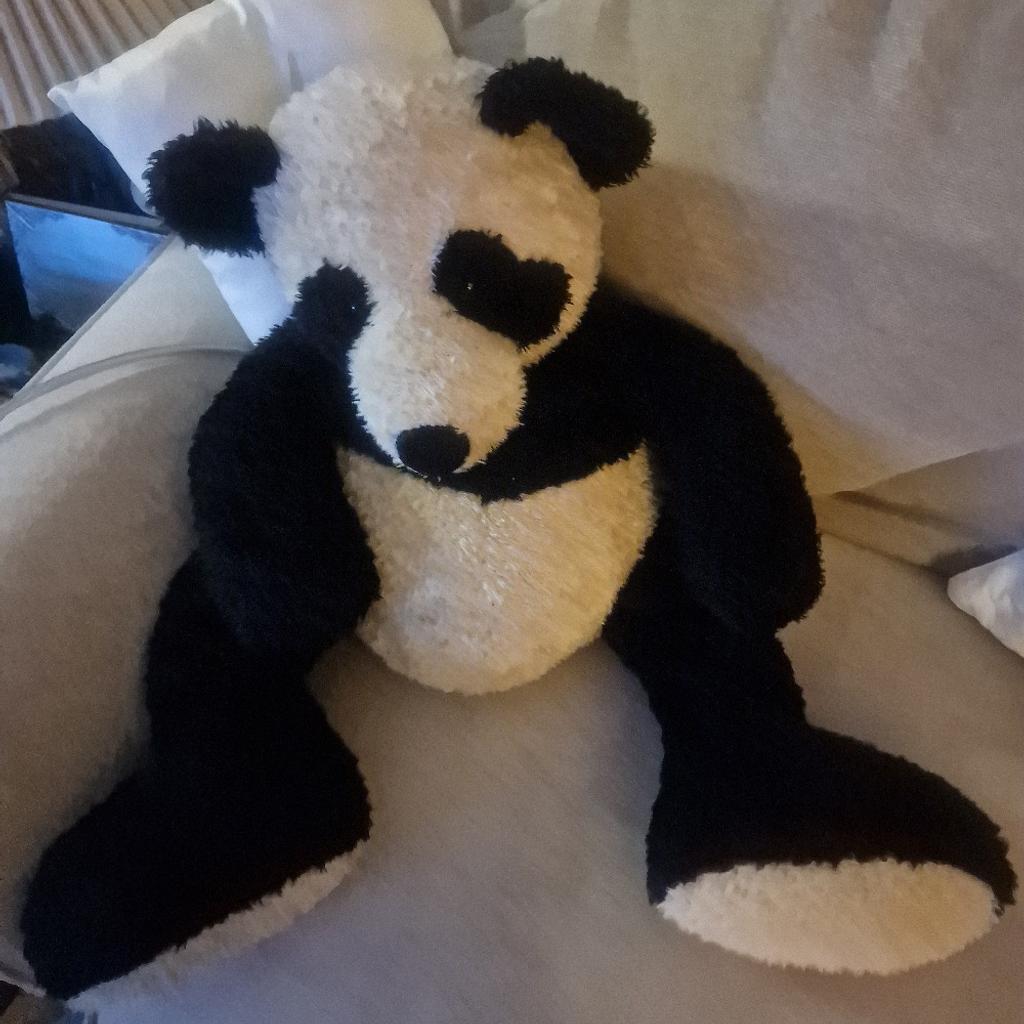 Large panda Teddy bear. 30 inches tall and in good condition. It was kept on top of the bed and kept in good condition, hardly played with. Kept in a pet and smoke-free home. Collection only