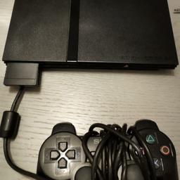 Sony Playstation 2 Slim
inkl. 1 Controller
+ 2 Singstar Microphone
+ Stromkabel, HDMI adapter
und Memorystick