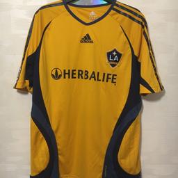 Football/Soccer Jersey- Adidas - Retro, vintage - excellent condition - Clima 365 - UK 44/46 - Major league soccer - Herbalife - 2007/08 - 3rd kit - Rare shirt, Iv looked at other shirts the same as this for sale and this one looks to be in the best condition, with no peeling on the clima 365/shirt size section

Collection or postage

PayPal - Bank Transfer - Shpock wallet

Any questions please ask. Thanks