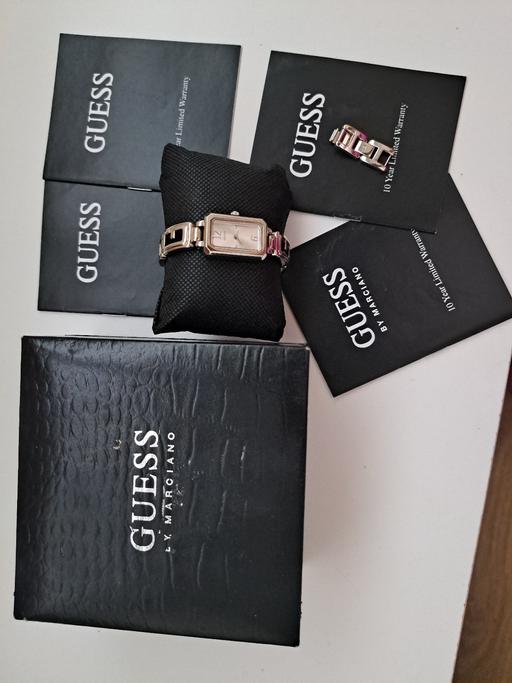 Buy & Sell East London Cambridge Heath - East London - Photos for Guess ladies Watch