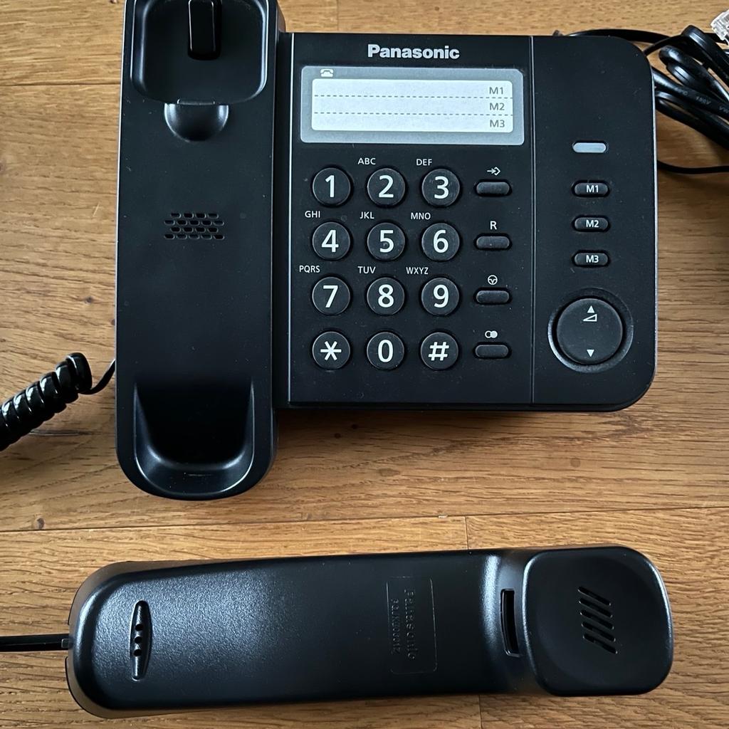 Telefon Panasonic KX-TS520G in sehr gutem Zustand zu verkaufen. Es wurde nur kurz benutzt.