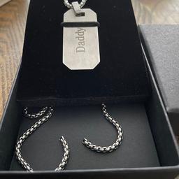 5 personalised items from the love silver collection and treat republic london (daddy chain broken as pictured) all the other items are perfect each piece retails at around £29, there’s over £100 worth ideal for resale.