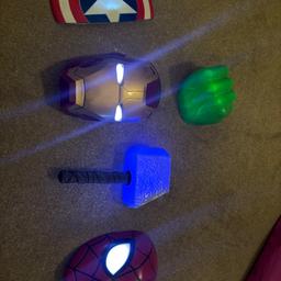 5 x marvel lights, wall mounted
Spider-Man 
Thor
Iron man
Captain americas shield 
Hulk fist 

Please note these have been used in terms of on the wall , lights all work . Still great condition 

Collection only B74