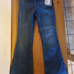Jeans mit Etikett
Größe 122
H&M
Neu wegen Wachstumsschub
NEUPREIS 14,95 Euro