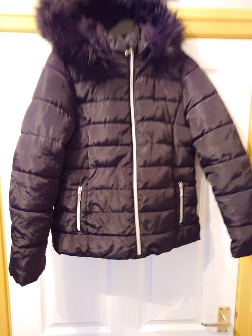 Buy & Sell Leicestershire Charnwood - Photos for Girls black puffa coat size 14-15 years