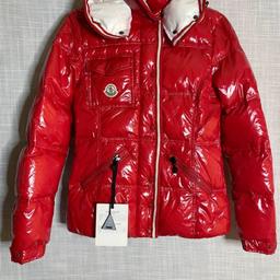 new!!! Original luxurious Moncler jacket!!! Size 2! S/M! stylish and beautiful! in boutique price of this jacket from 1400euro!
