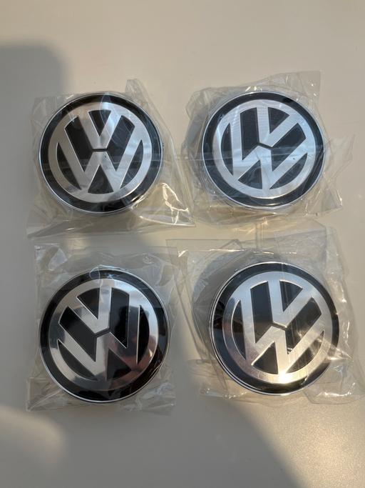 Vehicles Warwickshire Warwick - Photos for VW wheel centre caps 4x60mm