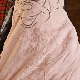 Hi I have a lovely toddlers 3.5tog sleeping bag I like to sell, great condition washed and clean only used a few times just kept in bedding draw.

Be lovely if someone can get some use out of it for their child to keep them warm while sleeping during the day/ night.
The size is on the photo, colour is light pink, minnie mouse is on the front of the bag, on side it has a zip open/close for ur child to be placed in/out of the bag.

Cash and collection pls