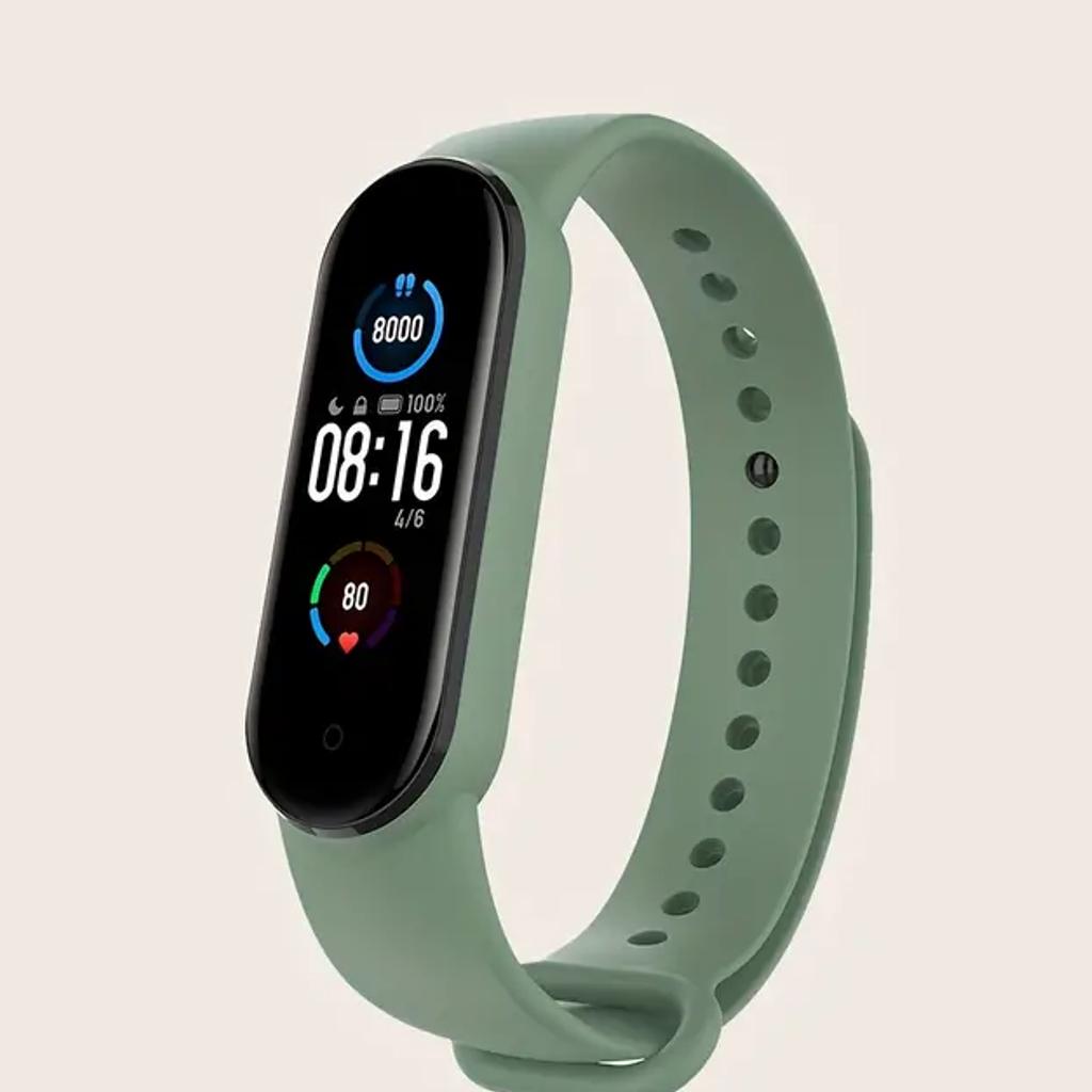 3 Suitable Smart Watch Strap Buckle Can Be Freely Adjusted in dark green, light green and dark blue colors