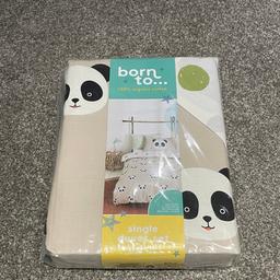 Born to 100% organic cotton
Single duvet set
Born to be a panda’s friend 
Brand new unpacked