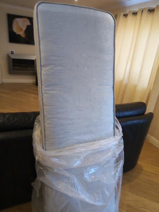 Buy & Sell Wrexham - Wales Brymbo - Wrexham - Photos for 6ft x 2ft Mattress