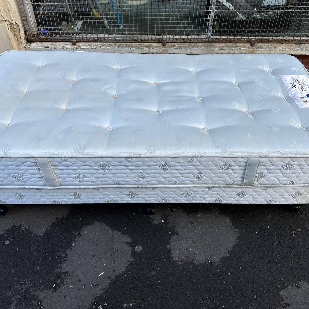 Modern bed old style with legs castors good make fire retardant good condition can be delivered Blackburn for £10 come buy again lord st west bb21jx, 07784859403