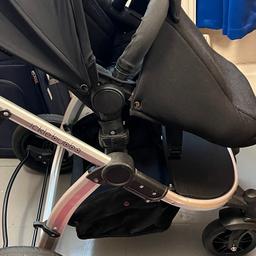 Pram up to 22Kg from Born To age 3 in a very good condition for 250£
Discount available.