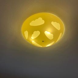 2 Lampen von Ikea im Wolkendesign. Ohne Leuchtmittel. Pro Stück € 7,— Gebraucht, aber in gutem Zustand. Übergabe in Gralla oder Graz-Liebenau möglich.