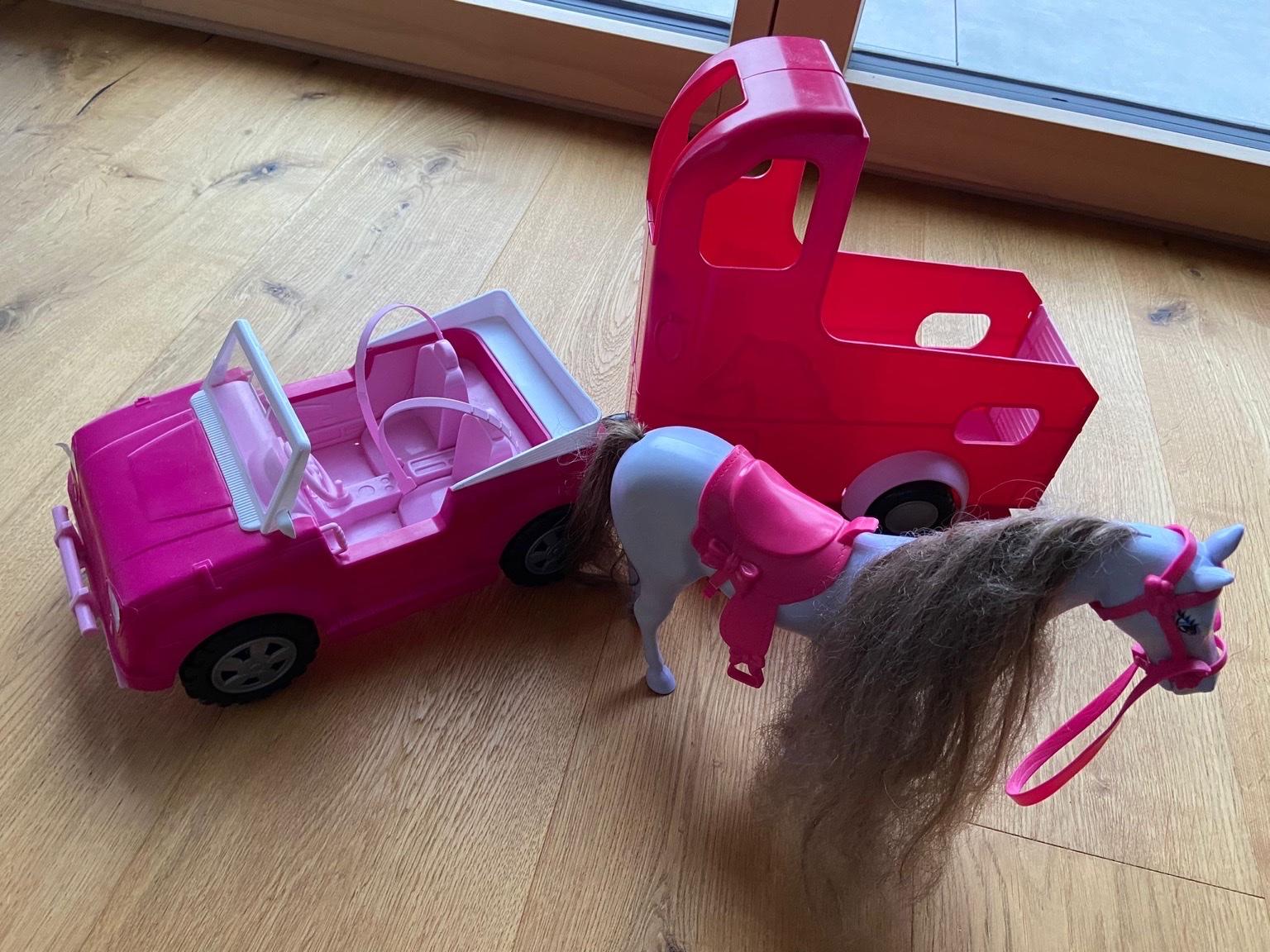 37+ Barbie Auto Mit Pferdeanhänger, Barbie pferde mit auto,