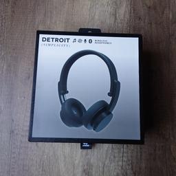 Verkaufe Urbanista Detroit (Simplicity) Wireless Headphones Schwarz

Gegen Aufpreis Versand möglich