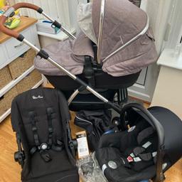 NOW £200 TO CLEAR STRICTLY NO OFFERS I WILL NOT TAKE ANY LESS THAN £200
💥 £300 NO OFFERS 💥

Limited edition FULL silver cross wayfarer travel system

Comes complete with:
Brand new silver Cross raincover for seat and carrycot
Raincover for car seat (universal) - used once
Maxi Cosi Cabriofix car seat with brand new car seat adaptors
Carrycot with liner and mattress (used once)
Seat unit (used once)
Bumper bar
Apron for carrycot and seat (only top part but doesn’t affect use)

Parent and world facing
Adjustable handle
Big basket
Front swivel and lockable wheels
Extra ventilation on hood
Easy apply brakes
5 point harness on seat and car seat
Chest pads, headhugger and newborn wedge included with the car seat
Does have a scratch on frame (shown) but doesn’t affect the use

Has been cleaned and ready to be used

Collection only from Bradford bd5

LOCAL Delivery for FUEL COSTS

NO POSTAGE

Cash only. No offers. No swaps. No timewasters. Sold as seen no returns
💥💥 £300💥💥