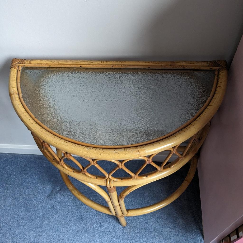 Vintage Bamboo Console Table Side Table Half Moon Semicircle with glass top.
beautiful furniture.
unfortunately have to sell it for lack of space , hope it will find a new home.

collection only from Camden .
thank you