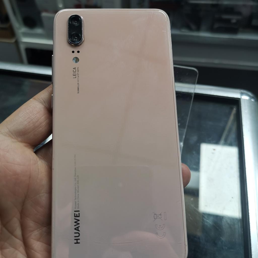 Huawei P20 - 128GB - Coral - Unlocked - Working Perfectly

In good condition with some light scratches please look at the pictures comes with 3 months warranty from our phone shop in harrow comes with USB cable only