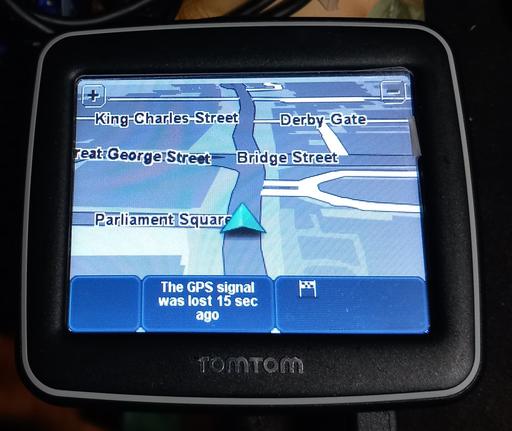 Vehicles Merseyside Saint Helens - Photos for tomtom 1ex00 sat nav