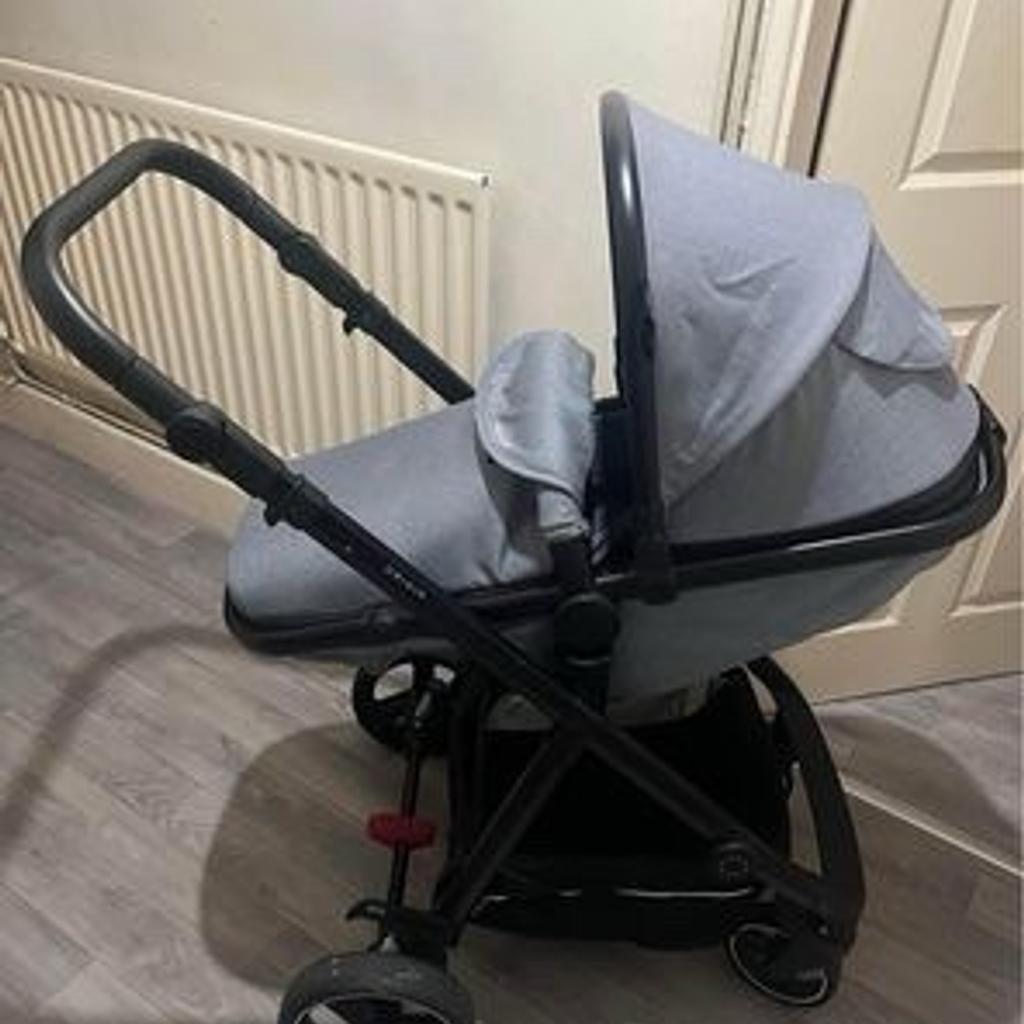 Pram is in excellent condition just needs a wipe down. Under basket fairly big. 5-point safety harness & 3 recline positions.
6-position handle. Swivelling front wheels.
Maximum user weight 15kg. Suitable from birth.

Car seat used a handful of times and completely clean.

Collection only. Smoke and pet free home.