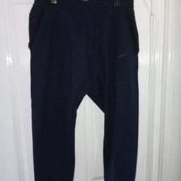 Nike slimfit tracksuit bottoms.
Black.
Mens XL.
Great condition.