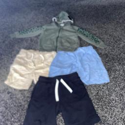 H & m
Boys
There is 
1 x green hoody aged 3-4 years
1 x light blue cotton shorts aged 3-4 years
1 x cream cotton shorts aged 3-4 years
1 x black shorts aged 4-5 years
All excellent condition 
From a smoke free home thank you