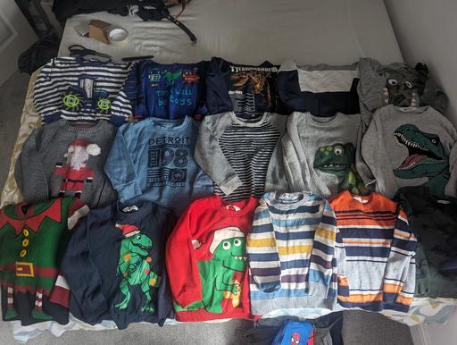 Buy & Sell Norfolk Broadland - Photos for Clothes bundle