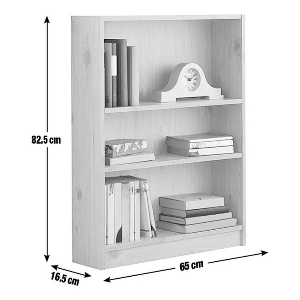 Habitat Short Bookcase - Oak Effect already assembled but all new and we can deliver local
style makes it versatile enough to suit any lounge, office or bedroom. Display ornaments, store books or showcase some plants
Size H82.5, W65, D16.5cm