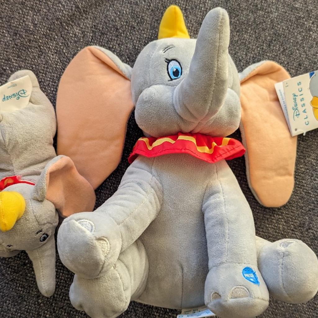2x Dumbo Disney Plüschfigur Kuscheltier mit Musik/Sound Neu klein & Groß
Zwei Dumbo Kuscheltiere beide mit Musik / Sound
Der Große ist Neu mit Etikett
Der Klein ist in einen sehr guten Zustand (siehe Fotos)
Dumbo Disney Figur mit Sound

Versand möglich
Verkaufe noch weitere Artikel
Privatverkauf/ keine Garantie-Rücknahme.