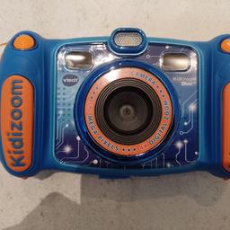 Vtech immaculate brand new kidizoom camera
never even used
Blue and Orange