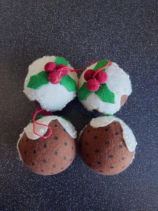 Buy & Sell Leicestershire Charnwood - Photos for Set of 4 Christmas pudding hanging decoration