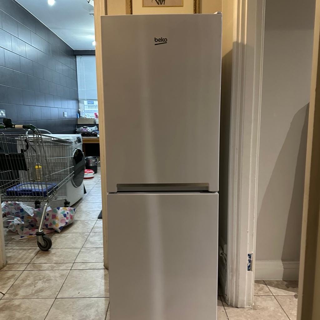 Beko fridge freezer in SW7 London für £ 170,00 zum Verkauf Shpock AT