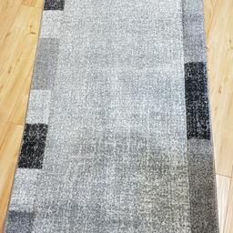 Verkaufe einen grau gemusterten Teppich mit den Maßen 80×250 cm. Rauchfreier Haushalt. Umtausch und Rücknahme ausgeschlossen.
Bei Nichtabholung zuzüglich Versand.